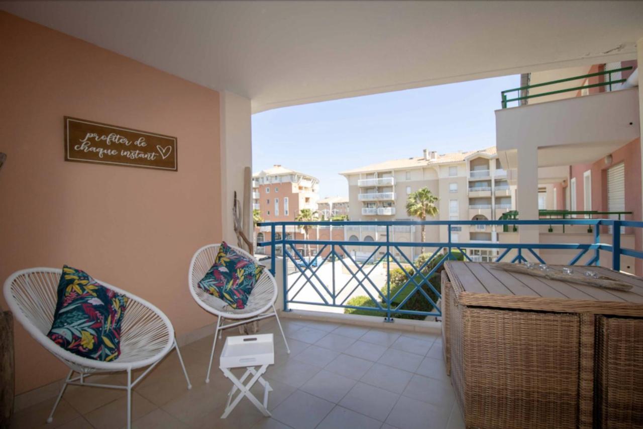 Bright Of 32 M Renovated Near Town * Frejus